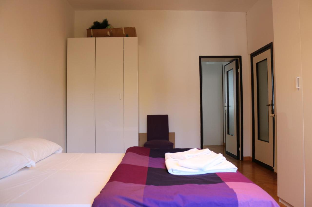Sant Ambrogio Mansion - Via Olona Apartment Milan Bagian luar foto