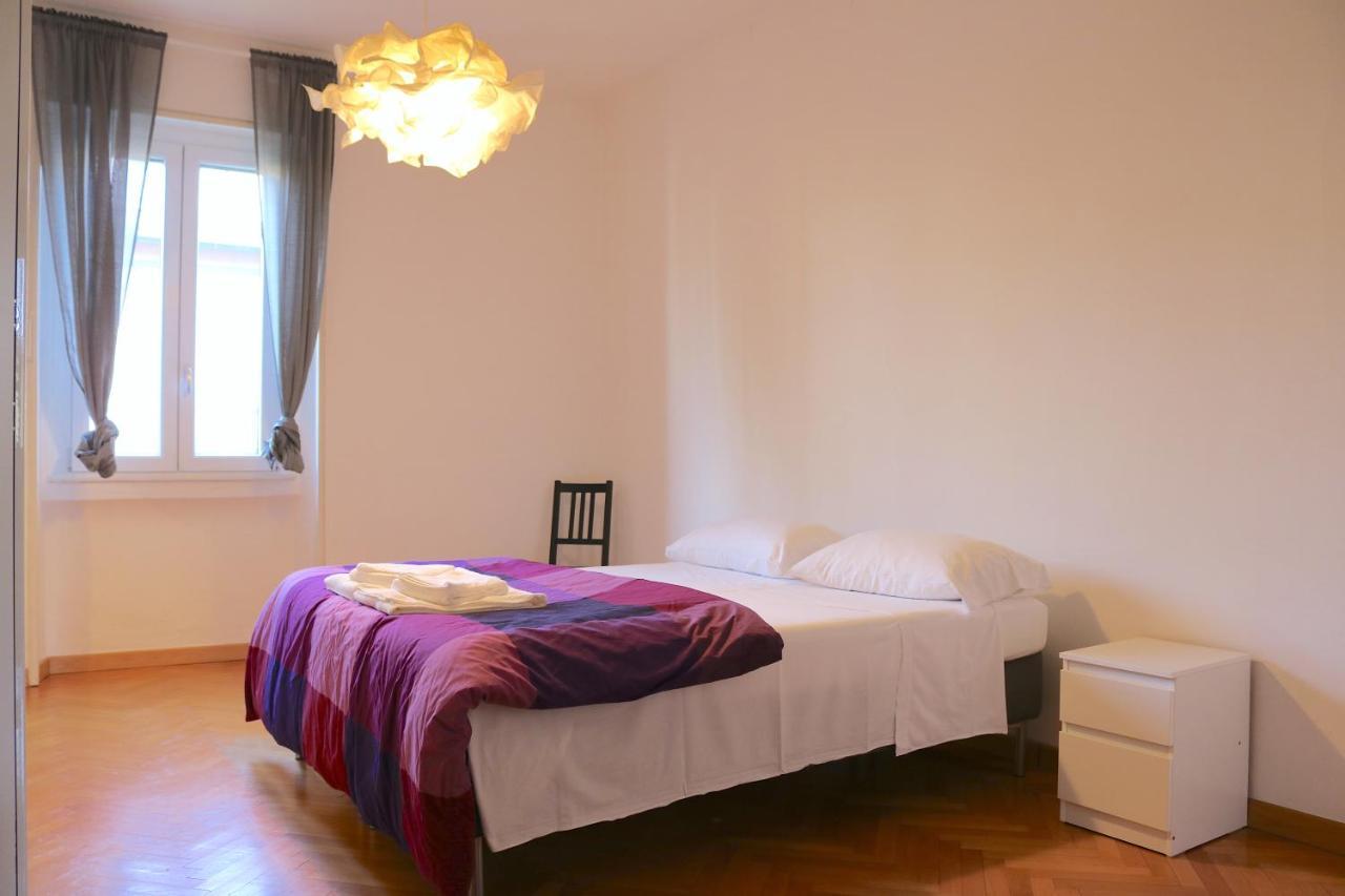 Sant Ambrogio Mansion - Via Olona Apartment Milan Bagian luar foto