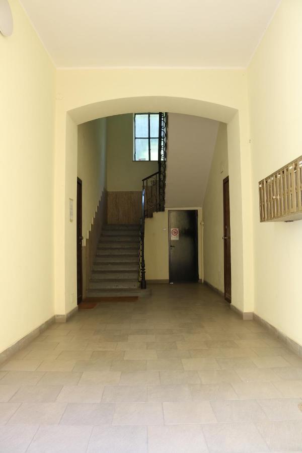 Sant Ambrogio Mansion - Via Olona Apartment Milan Bagian luar foto