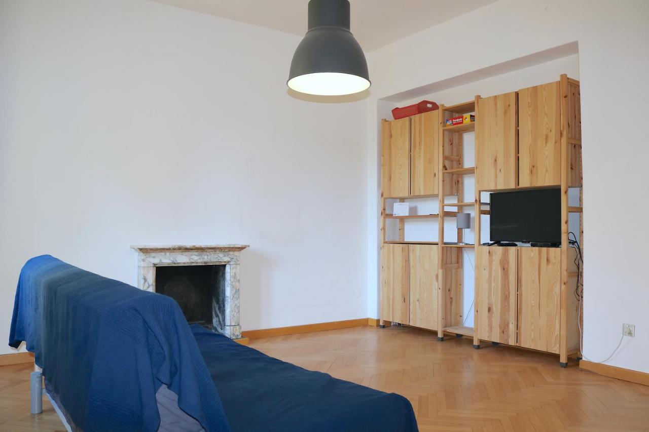 Sant Ambrogio Mansion - Via Olona Apartment Milan Bagian luar foto